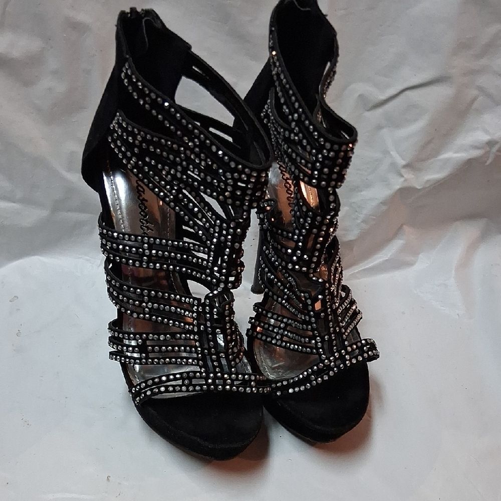 Chic Black Rhinestone Heels - Picture 2 of 14